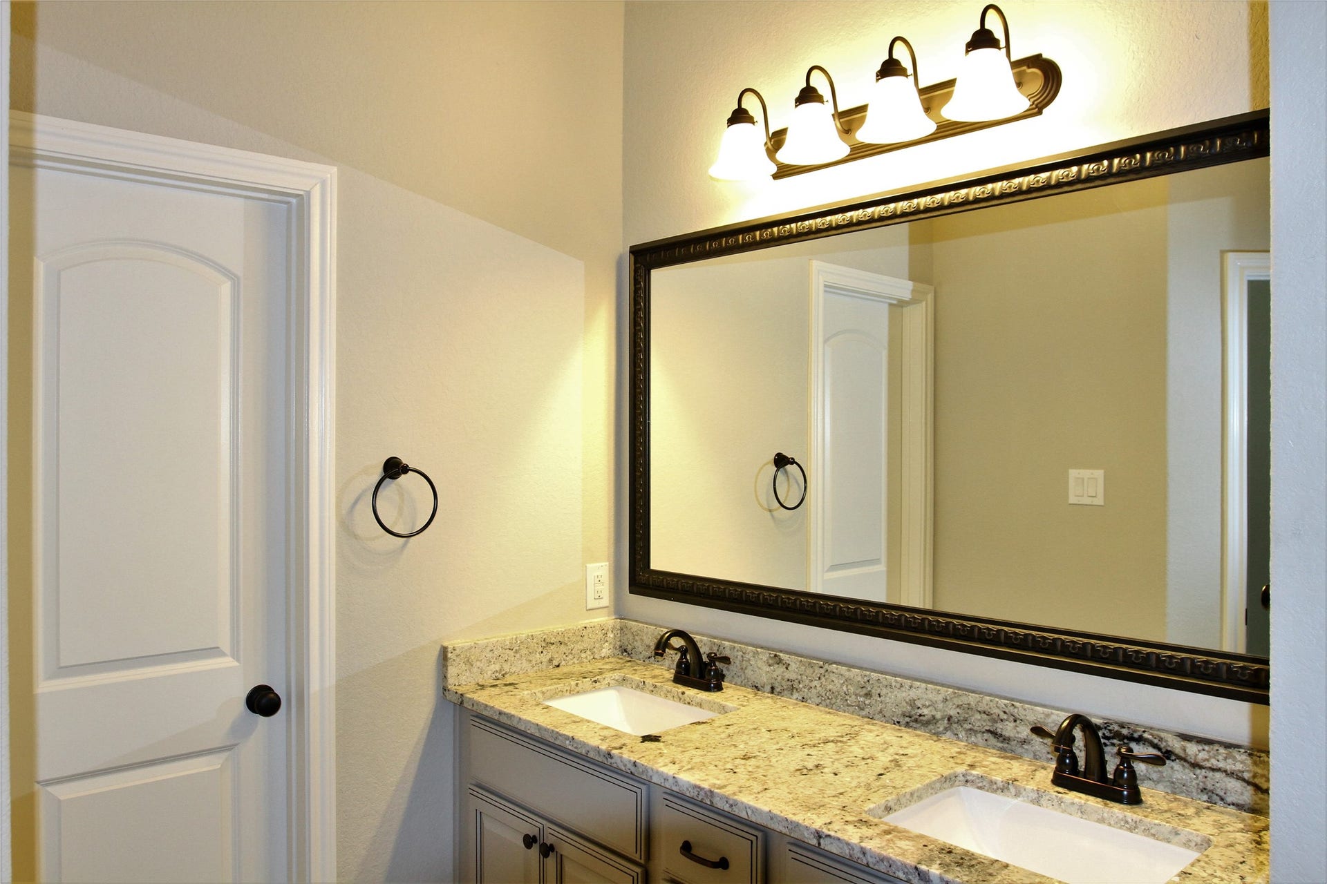 12102 La Strada Street, Richmond, TX 77406 12102 La Strada Street, Richmond, TX 77406