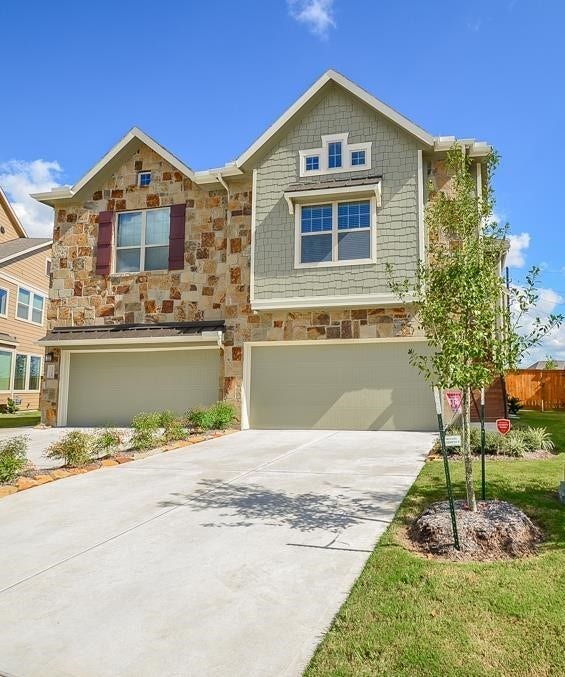 Property photo for 12102 La Strada Street, Richmond, TX