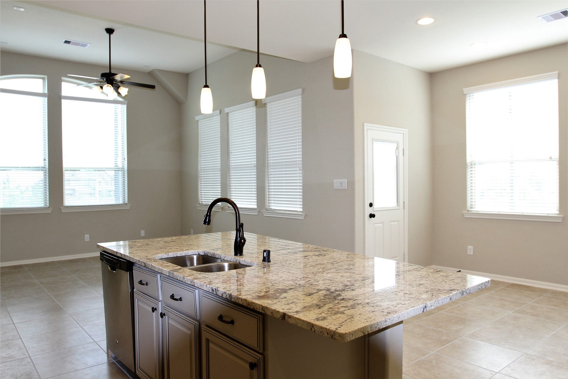 12102 La Strada Street, Richmond, TX 77406 12102 La Strada Street, Richmond, TX 77406