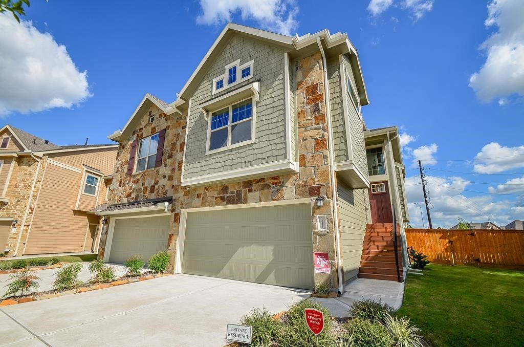 12102 La Strada Street, Richmond, TX 77406 12102 La Strada Street, Richmond, TX 77406