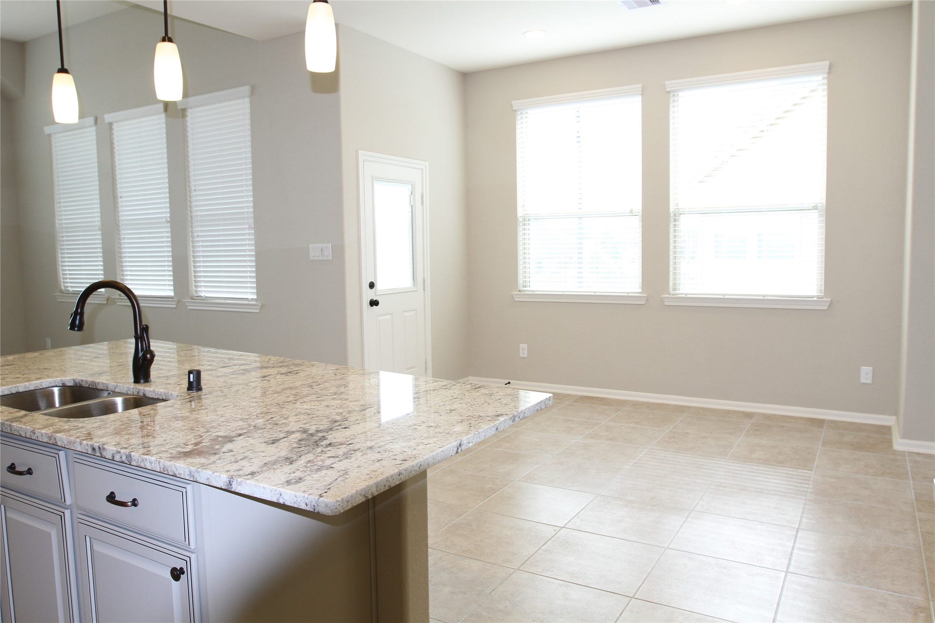 12102 La Strada Street, Richmond, TX 77406 12102 La Strada Street, Richmond, TX 77406