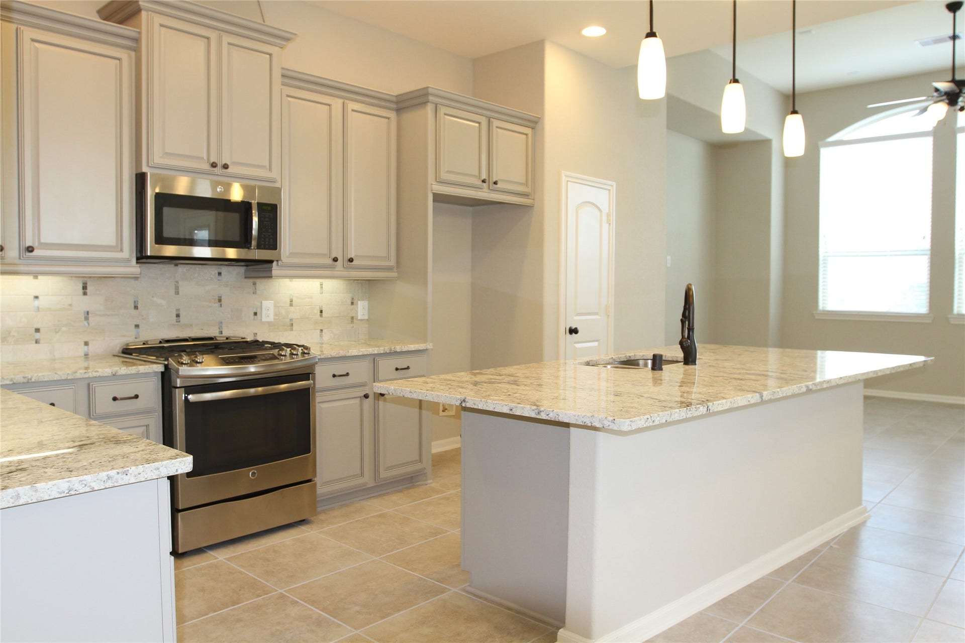 12102 La Strada Street, Richmond, TX 77406 12102 La Strada Street, Richmond, TX 77406