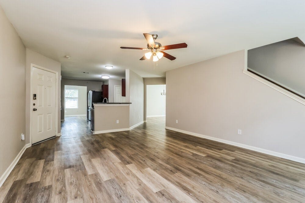 9969 Kingfisher Drive, Conroe, TX 77385 9969 Kingfisher Drive, Conroe, TX 77385