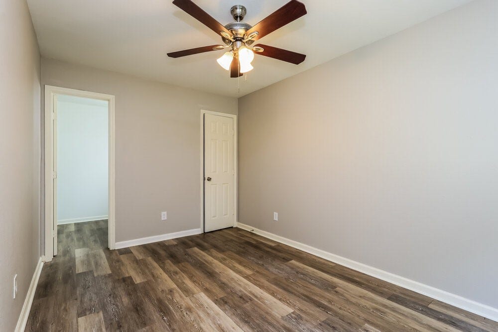 9969 Kingfisher Drive, Conroe, TX 77385 9969 Kingfisher Drive, Conroe, TX 77385
