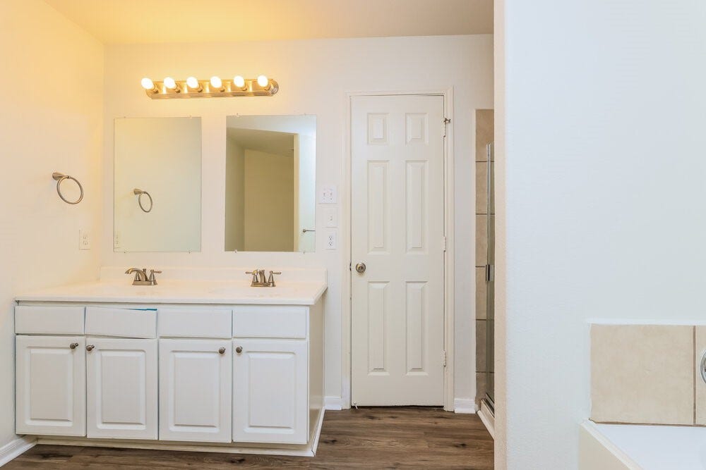 9969 Kingfisher Drive, Conroe, TX 77385 9969 Kingfisher Drive, Conroe, TX 77385