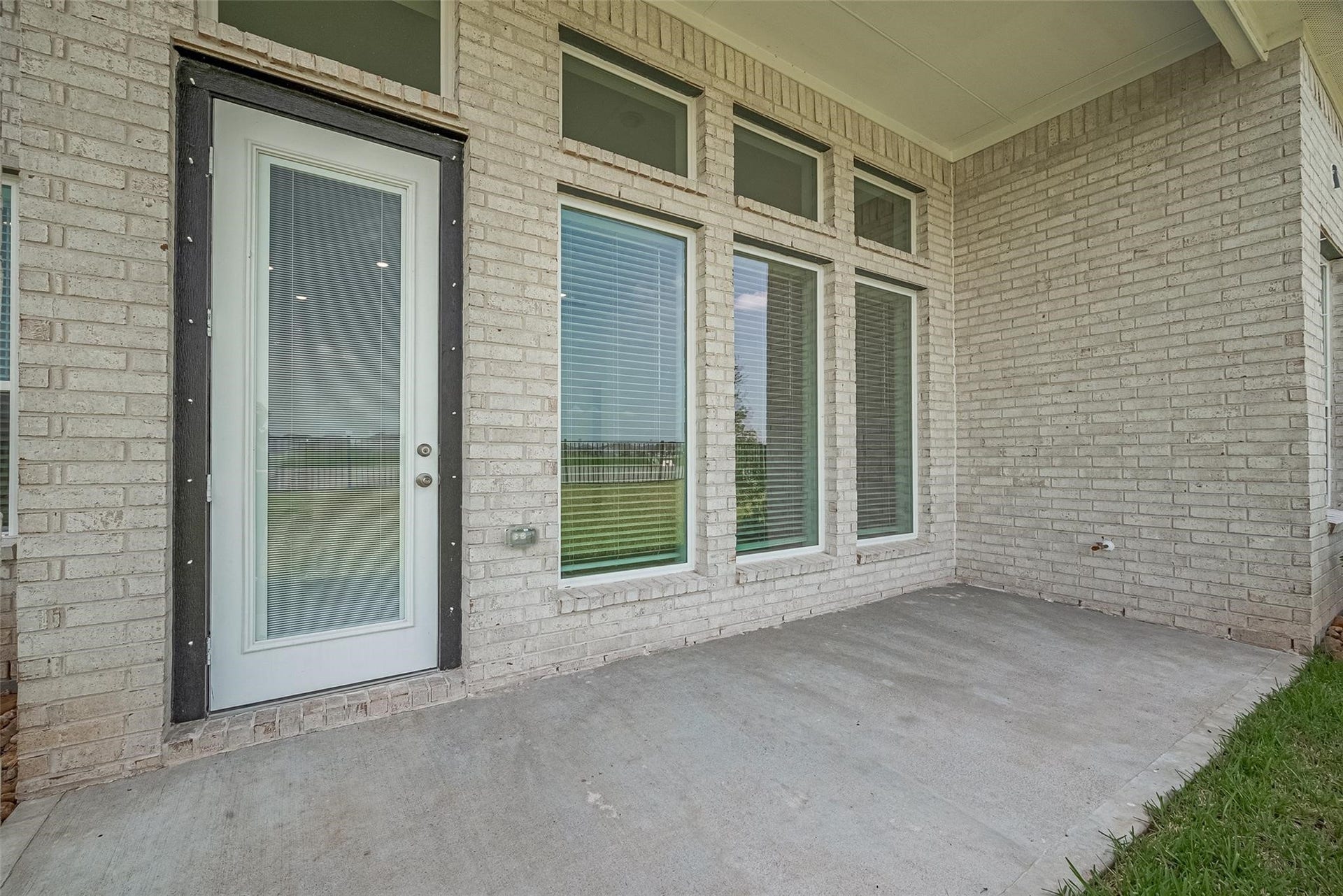 2911 Golden Isle Drive, Texas City, TX 77568 2911 Golden Isle Drive, Texas City, TX 77568