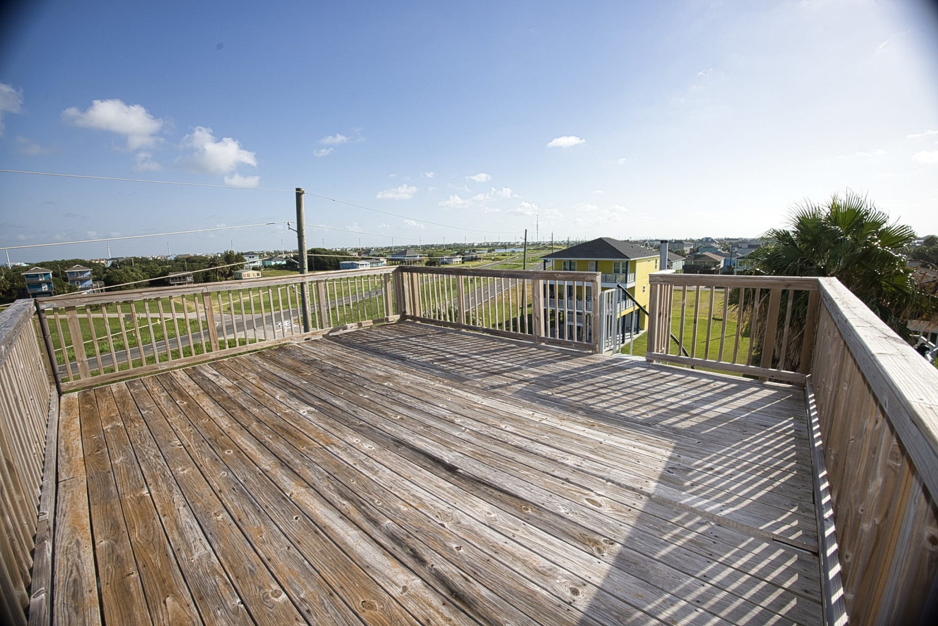 4016 Las Palmas Street, Galveston, TX 77554 roof top deck