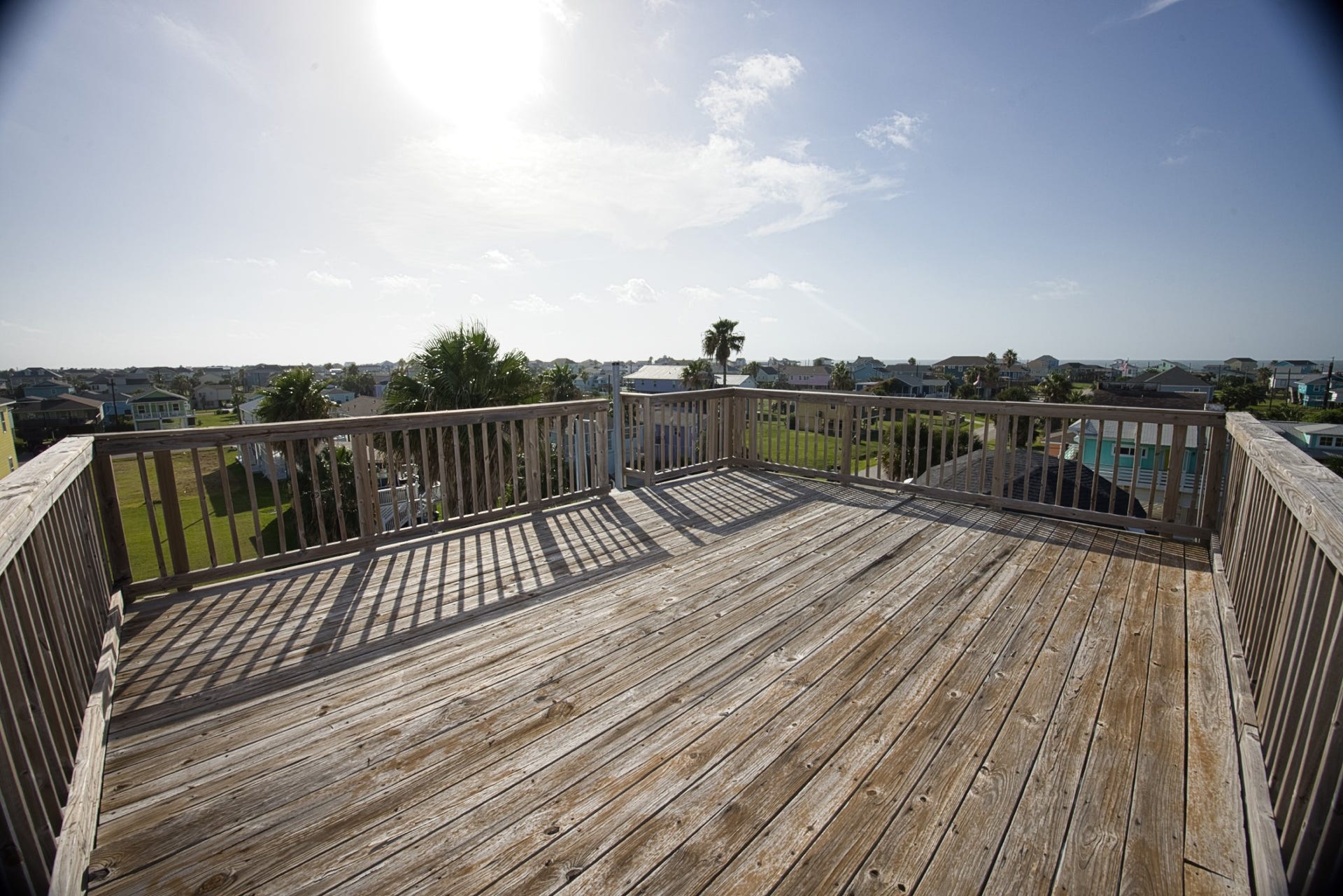 4016 Las Palmas Street, Galveston, TX 77554 360 degree roof top deck