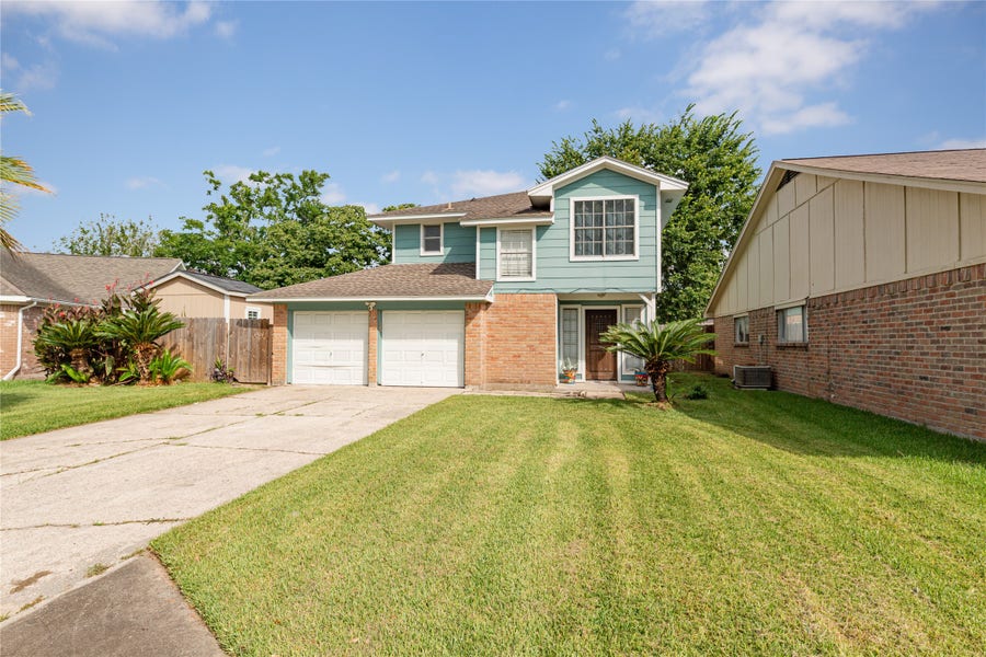 Property photo for 11003 Kirkmead Drive, Houston, TX