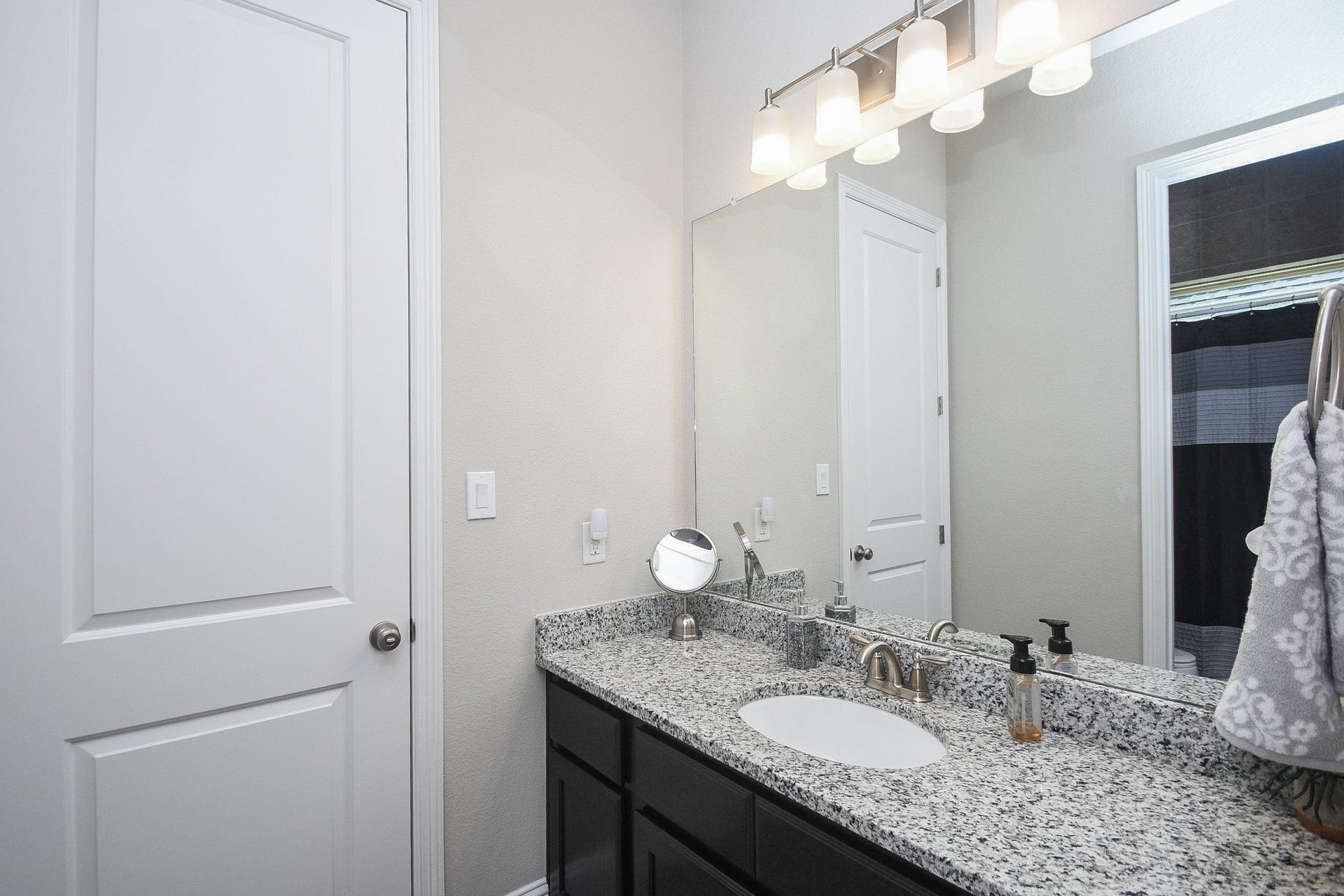 2330 Twin Rose Drive, Missouri City, TX 77459 2330 Twin Rose Drive, Missouri City, TX 77459