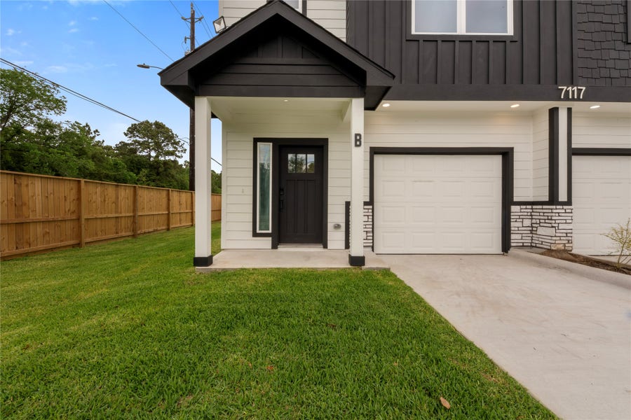 Property photo for 7117 Springdale Street, #B, Houston, TX