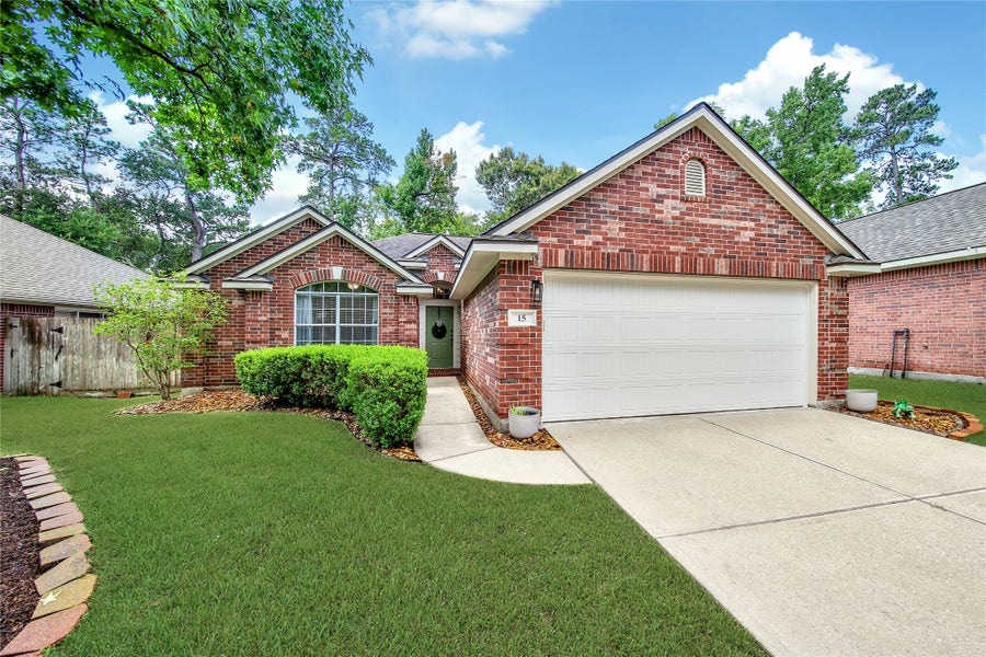 Property photo for 15 Wintergrass Place, The Woodlands, TX
