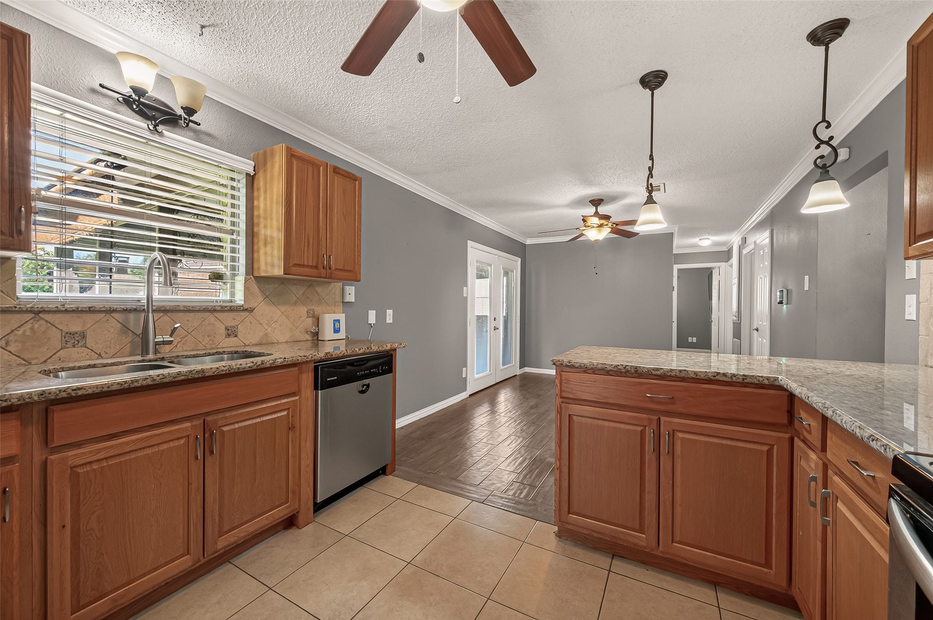 7502 Nightingale Circle, Texas City, TX 77591 7502 Nightingale Circle, Texas City, TX 77591