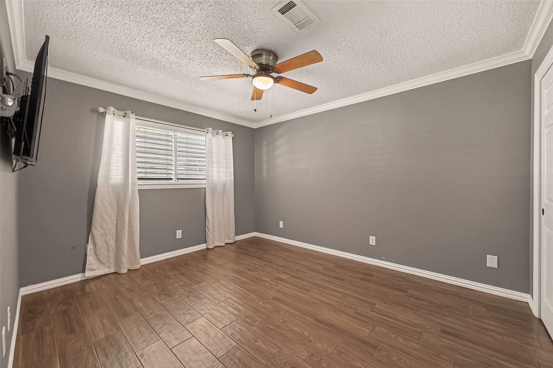 7502 Nightingale Circle, Texas City, TX 77591 7502 Nightingale Circle, Texas City, TX 77591