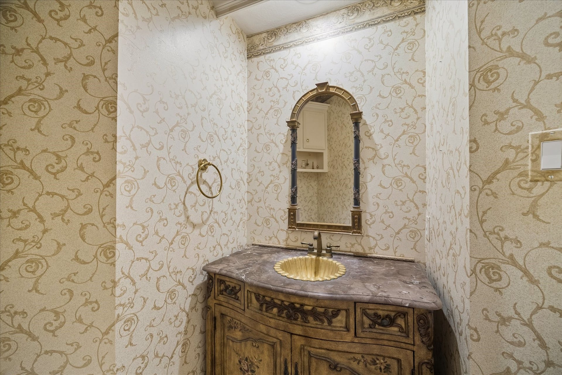 3319 Oakland Drive, Sugar Land, TX 77479 3319 Oakland Drive, Sugar Land, TX 77479