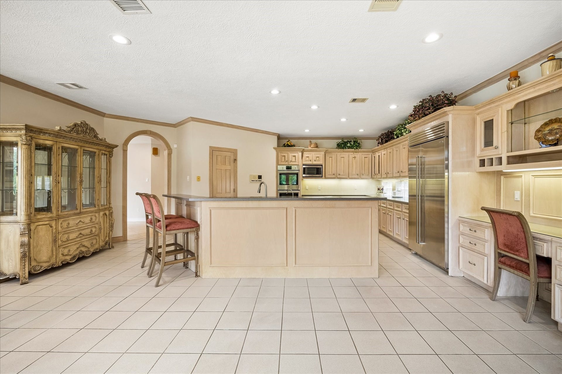 3319 Oakland Drive, Sugar Land, TX 77479 3319 Oakland Drive, Sugar Land, TX 77479