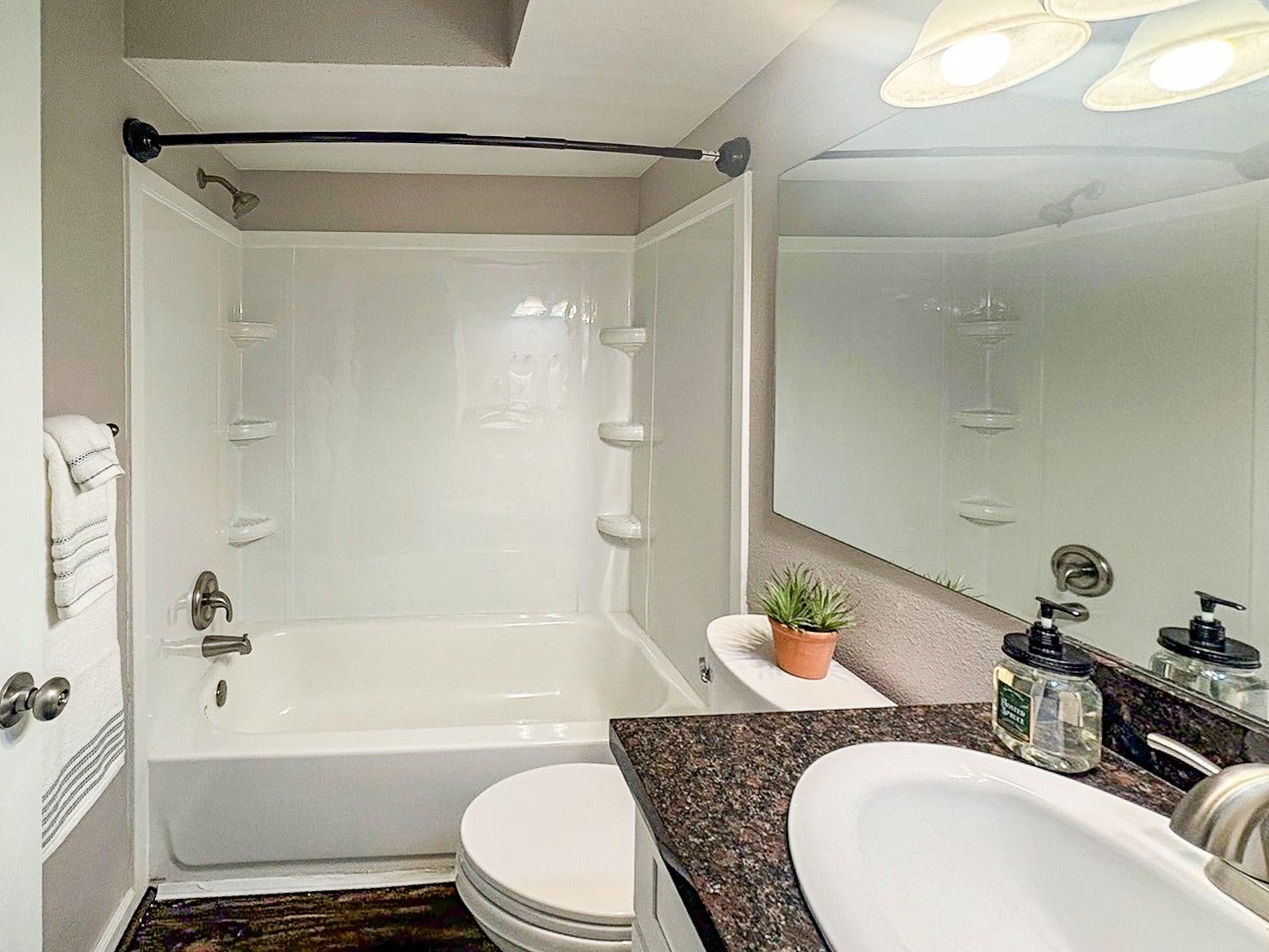 12633 Memorial Drive, #145, Houston, TX 77024 12633 Memorial Drive, #145, Houston, TX 77024