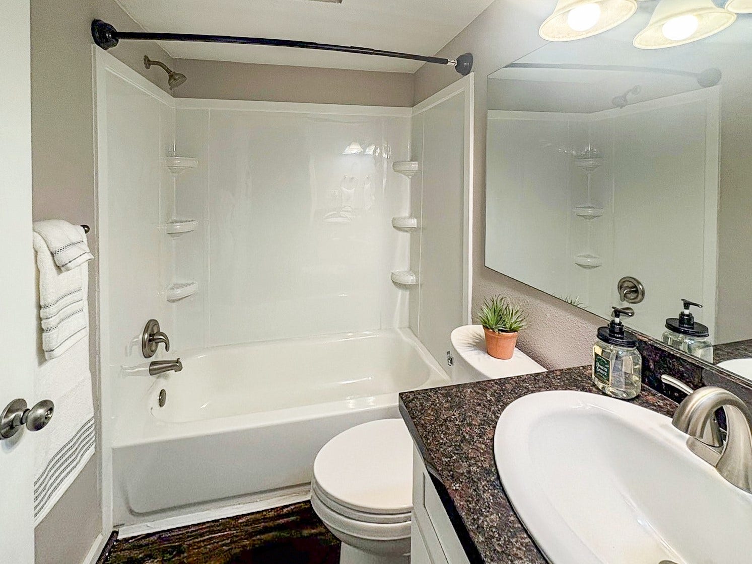 12633 Memorial Drive, #145, Houston, TX 77024 12633 Memorial Drive, #145, Houston, TX 77024