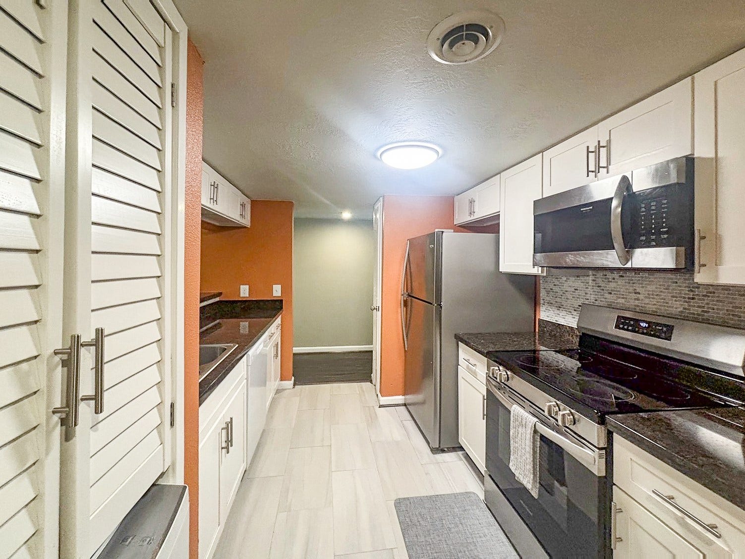 12633 Memorial Drive, #145, Houston, TX 77024 12633 Memorial Drive, #145, Houston, TX 77024
