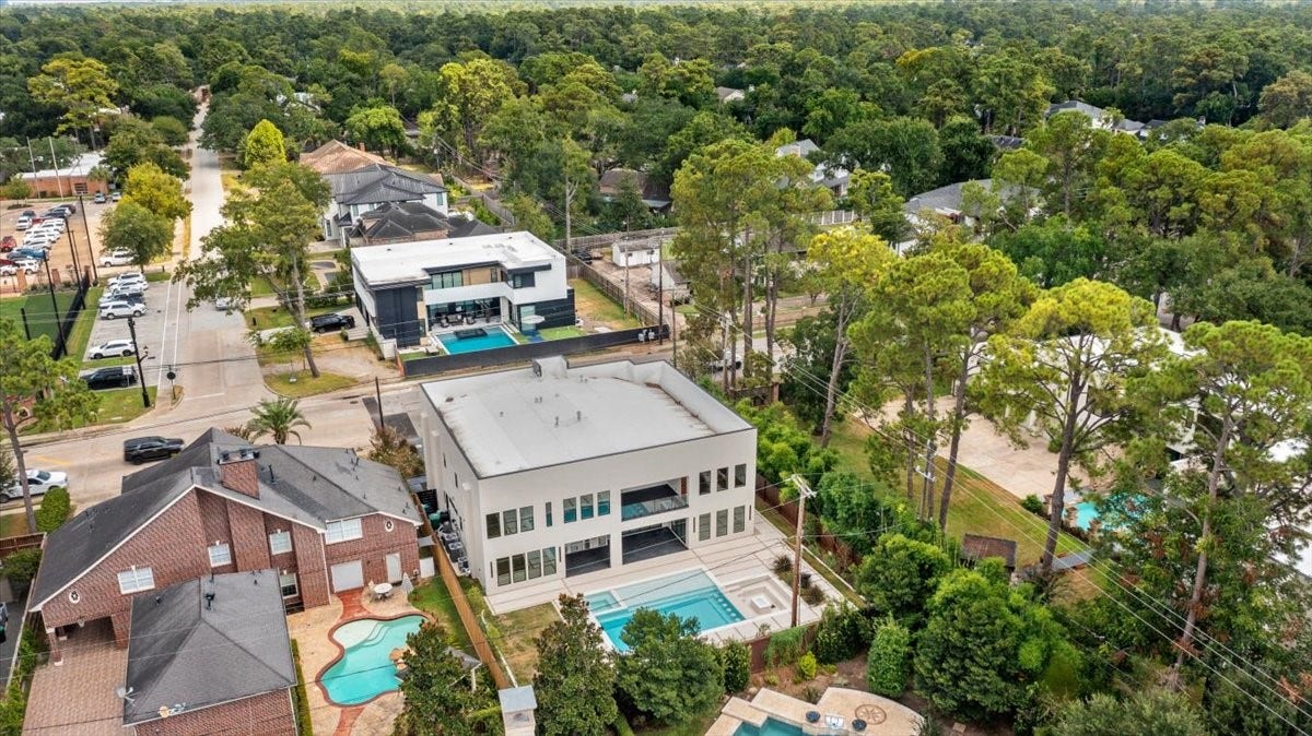 827 Bunker Hill Road, Houston, TX 77024 827 Bunker Hill Road, Houston, TX 77024