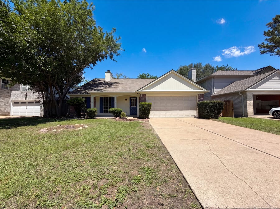 Property photo for 10422 Elk Point Lane, Houston, TX