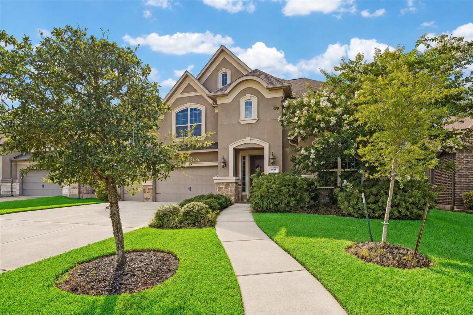 6031 Granite Shadow Lane, Porter, TX 77365 Sidewalk to street front
