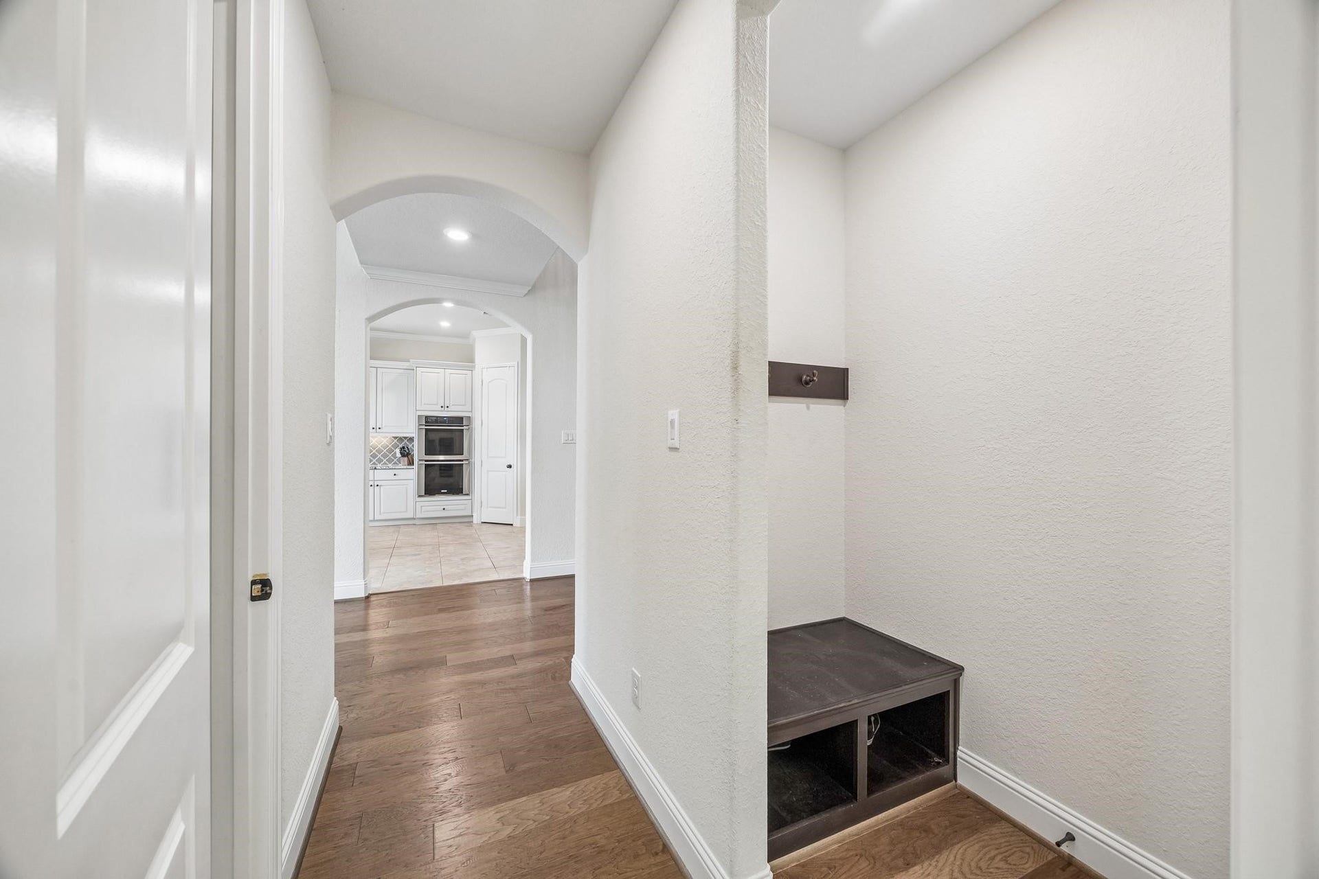 6031 Granite Shadow Lane, Porter, TX 77365 MUD room located as you walk-in from garage.
