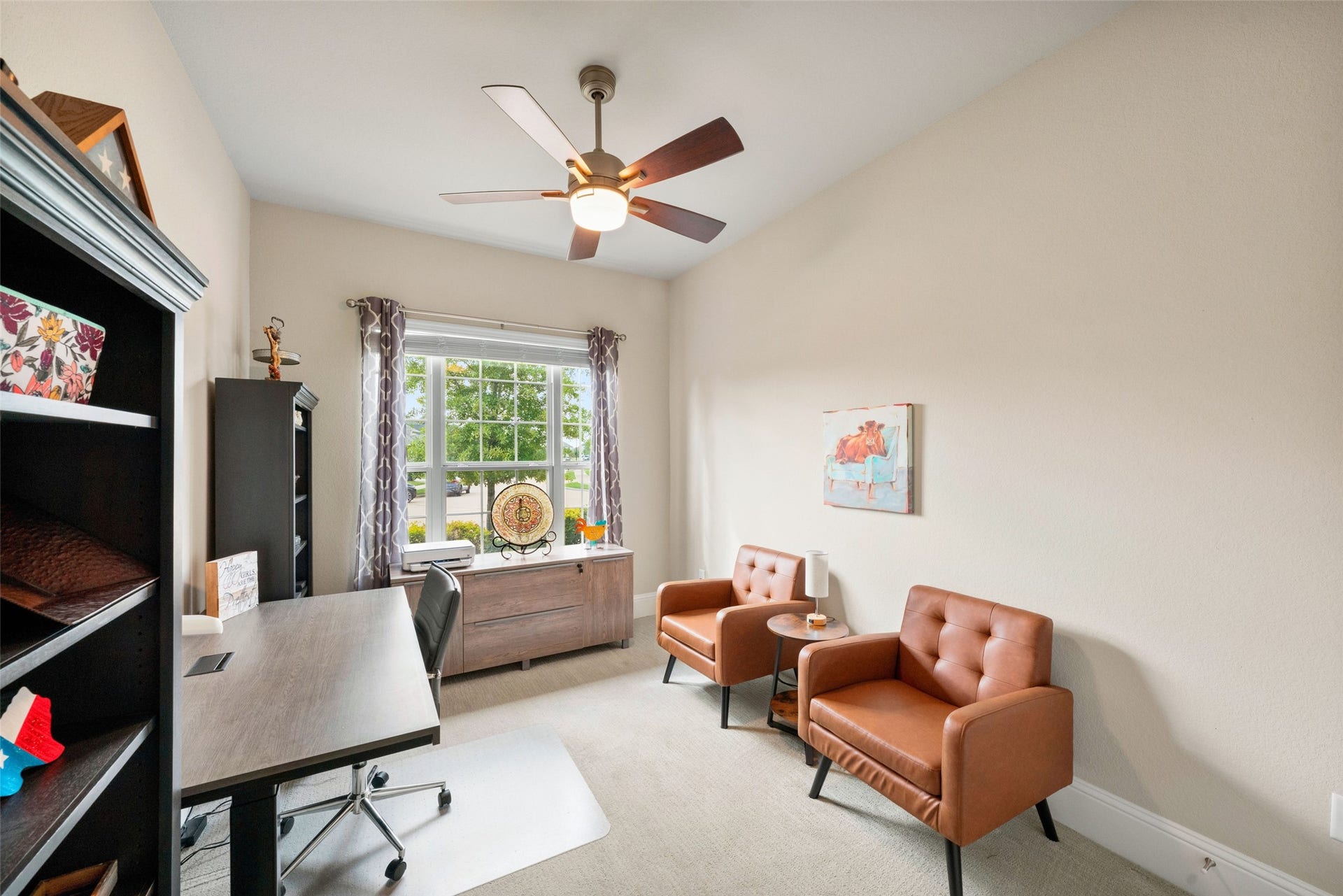 23926 Arcola Glen Lane, Katy, TX 77493 Third bedroom currently configured as a home office or study.