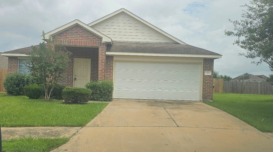 Property photo for 7111 Brody Lane, Houston, TX