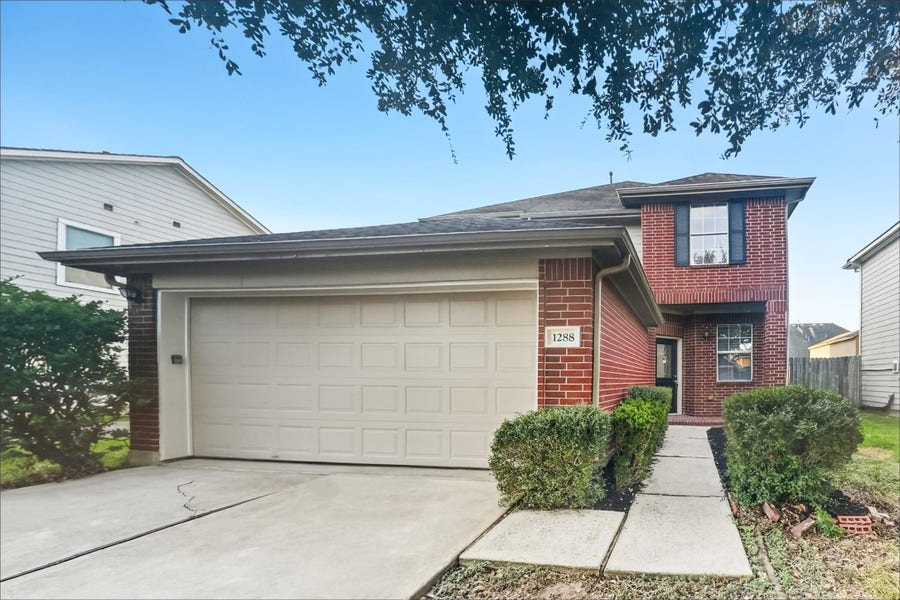 Property photo for 1288 Pinto Pass, Alvin, TX