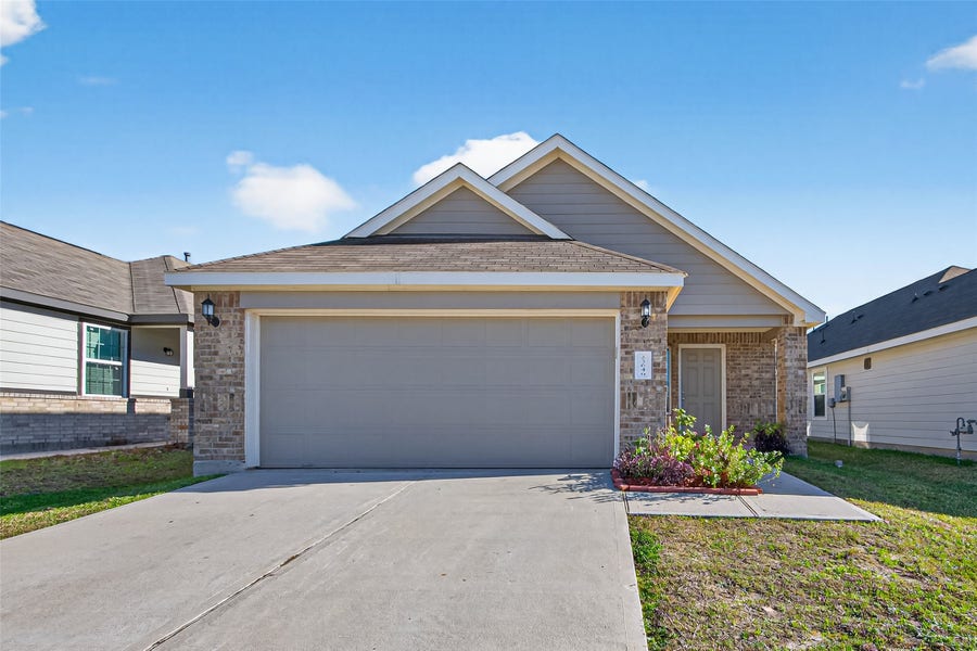 Property photo for 23646 Buttress Root Drive, Spring, TX
