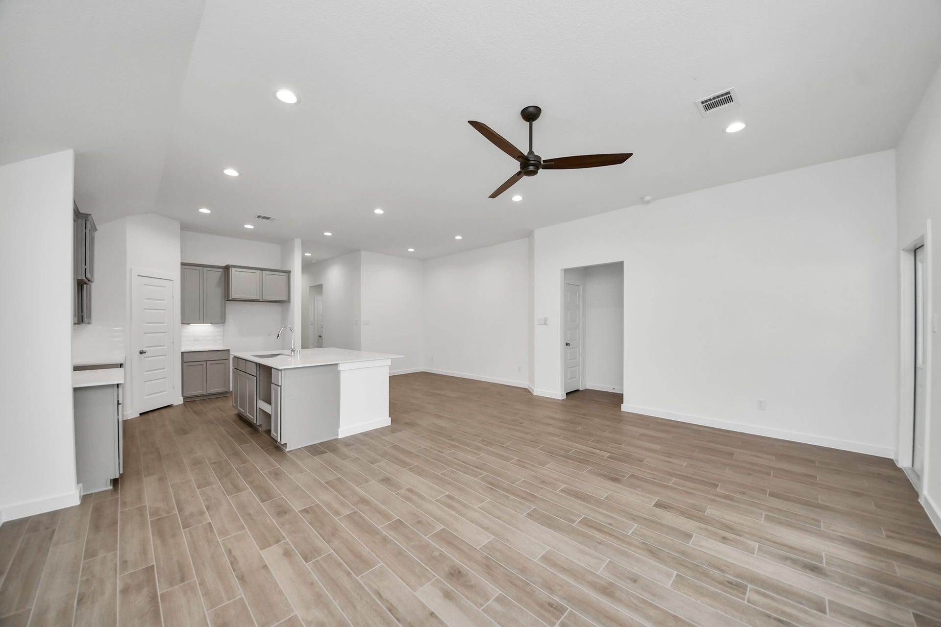 11719 Leafy Laurel Drive, Houston, TX 77066 11719 Leafy Laurel Drive, Houston, TX 77066
