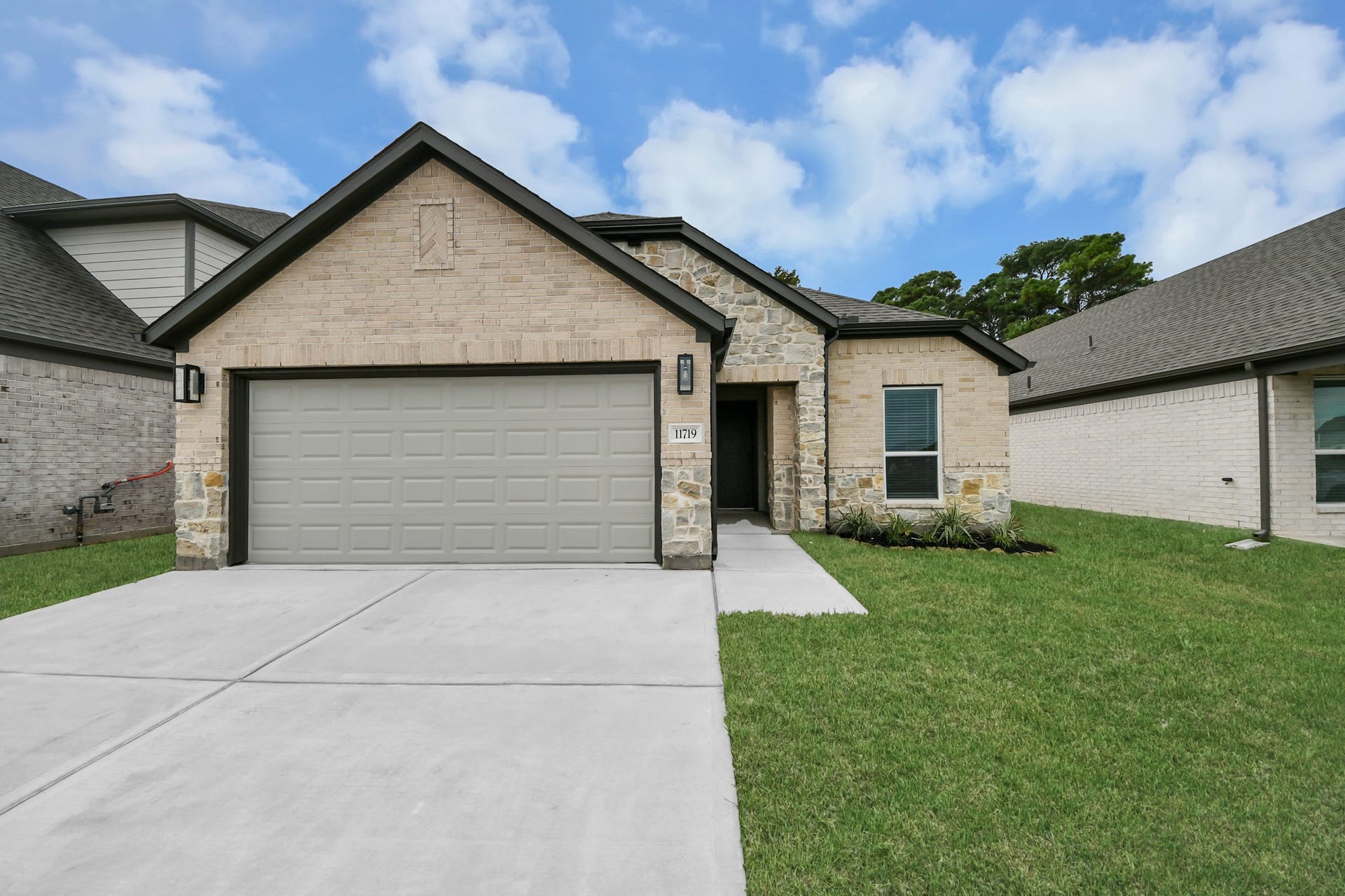 11719 Leafy Laurel Drive, Houston, TX 77066 11719 Leafy Laurel Drive, Houston, TX 77066