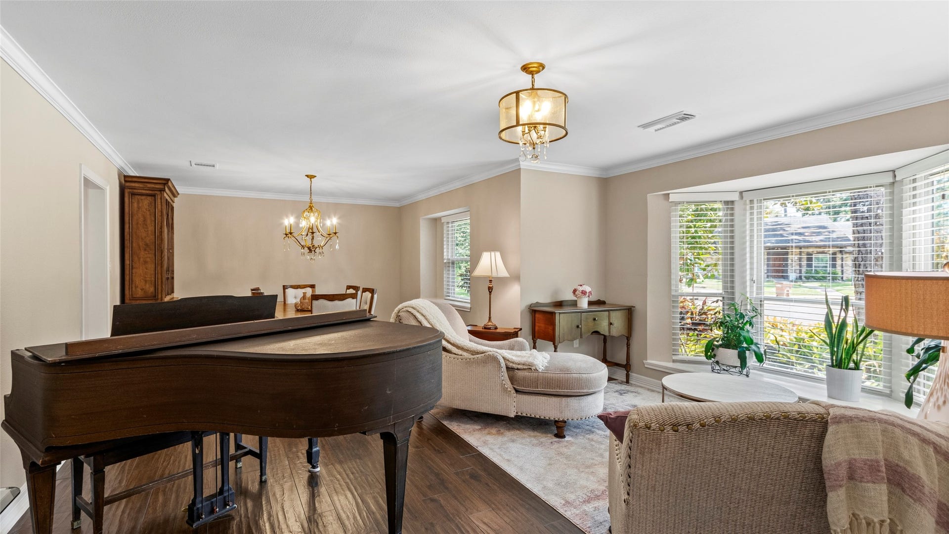 2704 Yorktown Drive, Dickinson, TX 77539 2704 Yorktown Drive, Dickinson, TX 77539