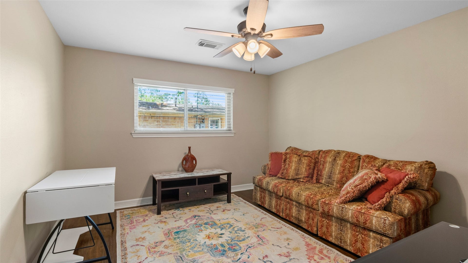 2704 Yorktown Drive, Dickinson, TX 77539 2704 Yorktown Drive, Dickinson, TX 77539