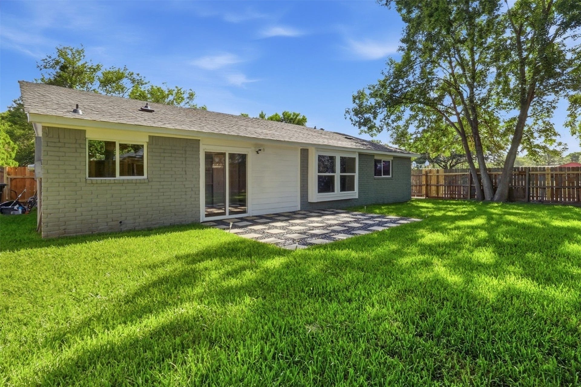 4767 Beechaven St, Houston, TX 77053 4767 Beechaven St, Houston, TX 77053