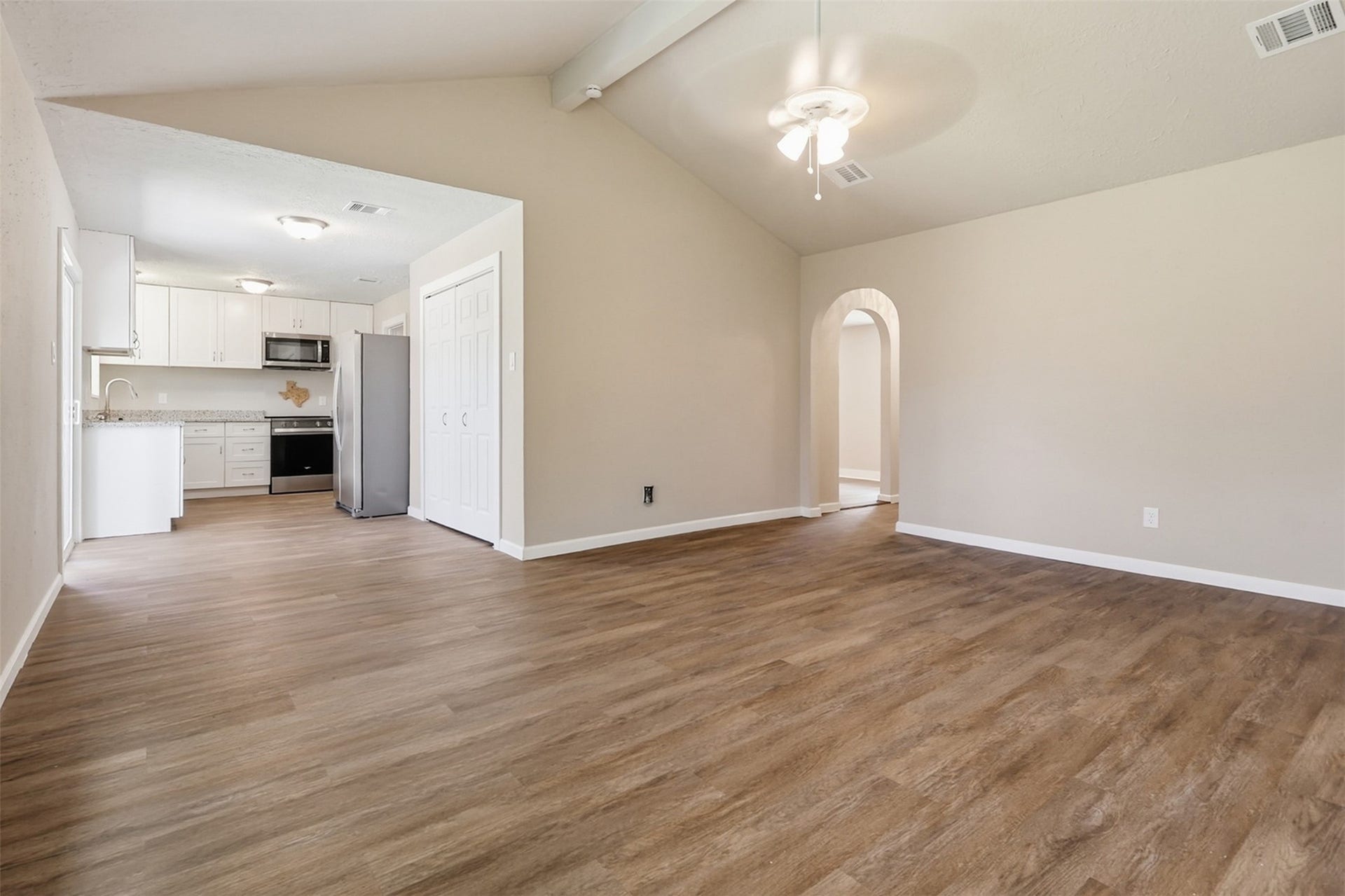 4767 Beechaven St, Houston, TX 77053 4767 Beechaven St, Houston, TX 77053
