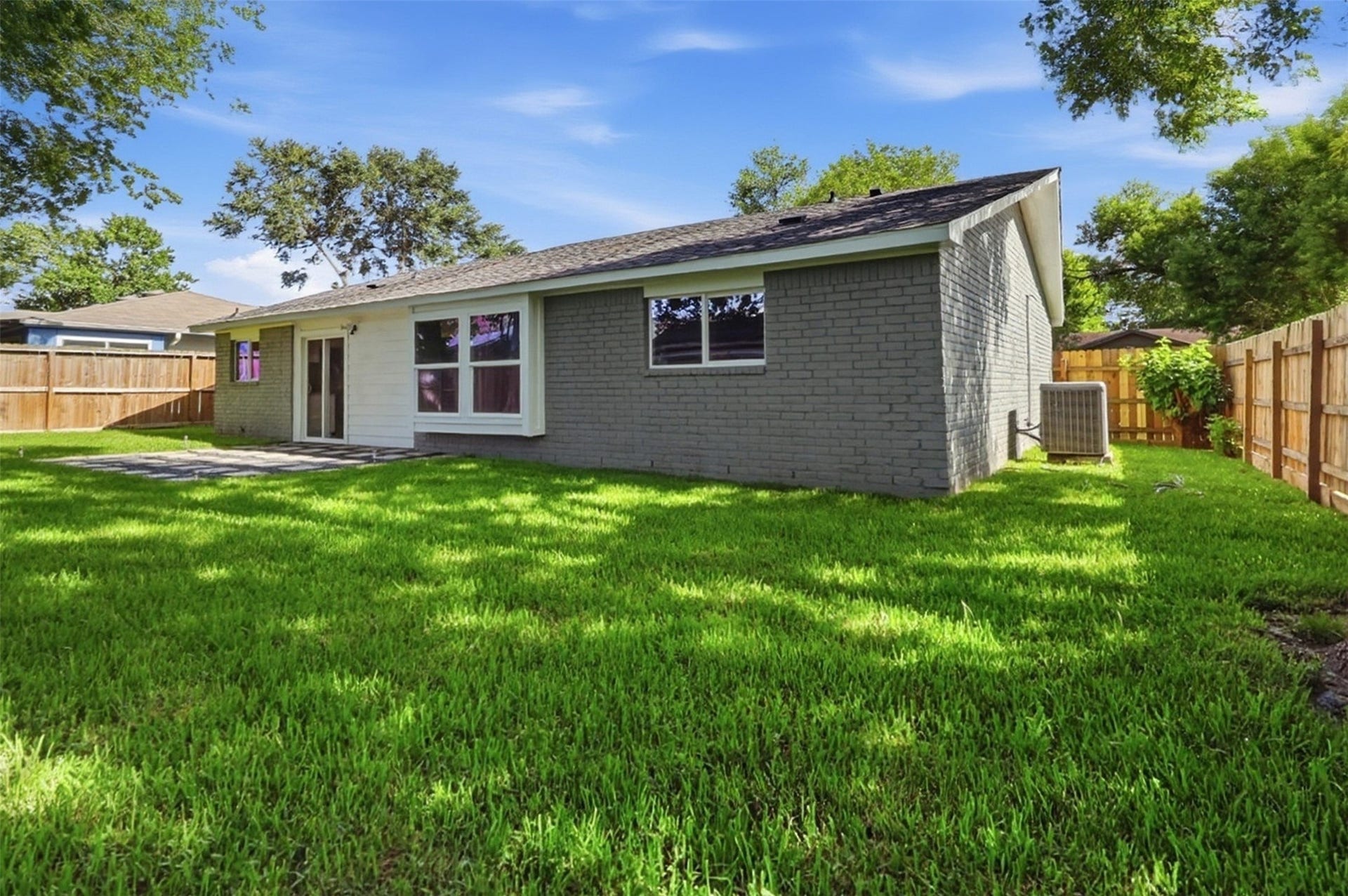 4767 Beechaven St, Houston, TX 77053 4767 Beechaven St, Houston, TX 77053