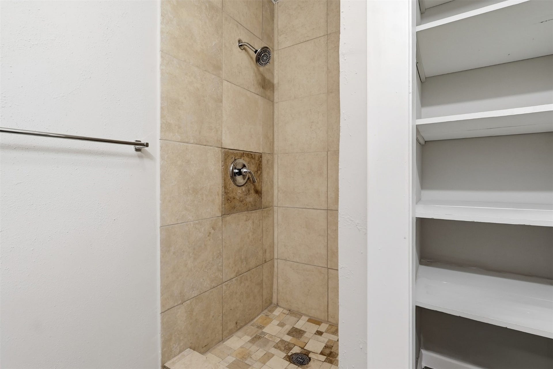 4767 Beechaven St, Houston, TX 77053 4767 Beechaven St, Houston, TX 77053