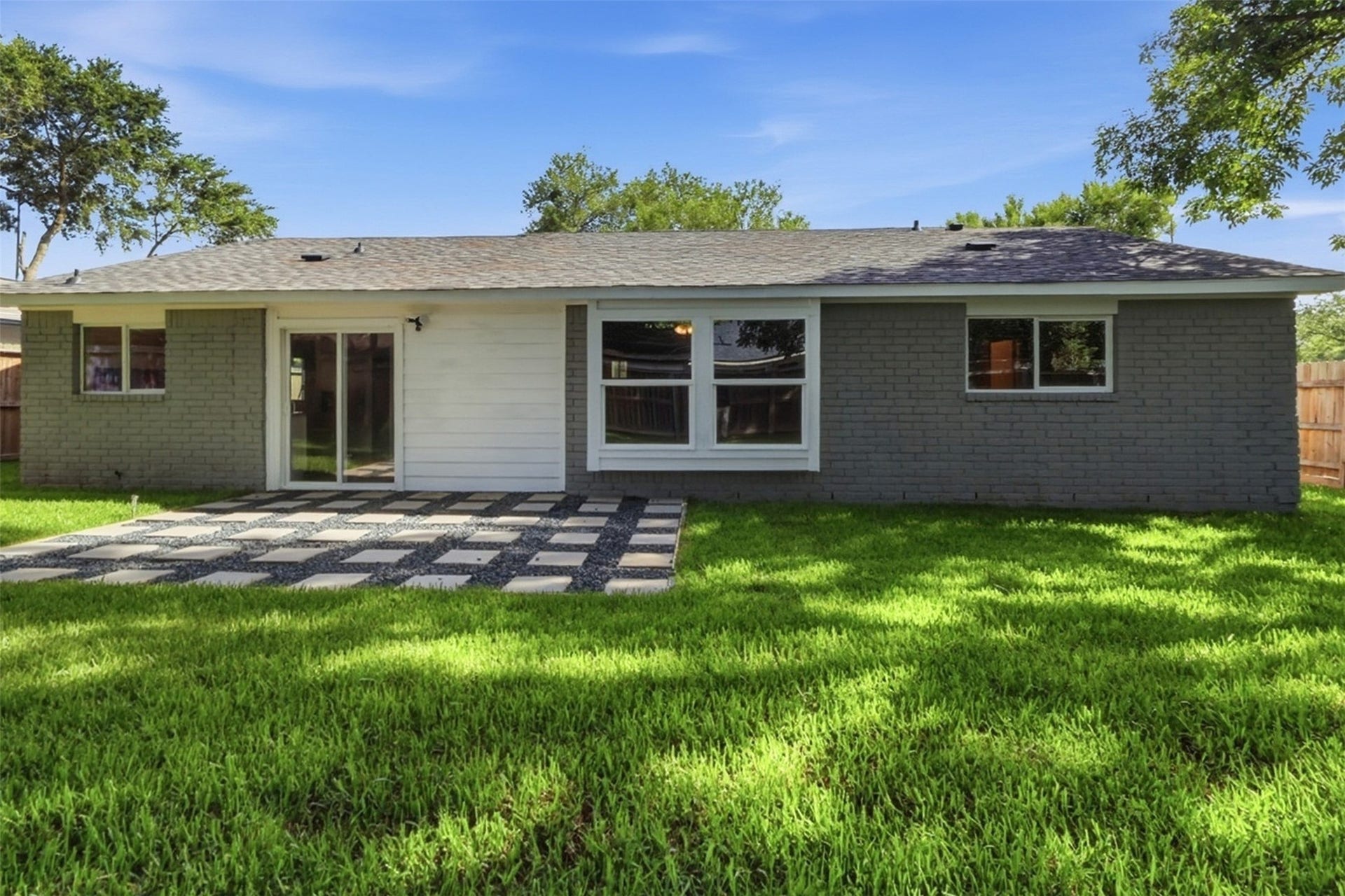 4767 Beechaven St, Houston, TX 77053 4767 Beechaven St, Houston, TX 77053