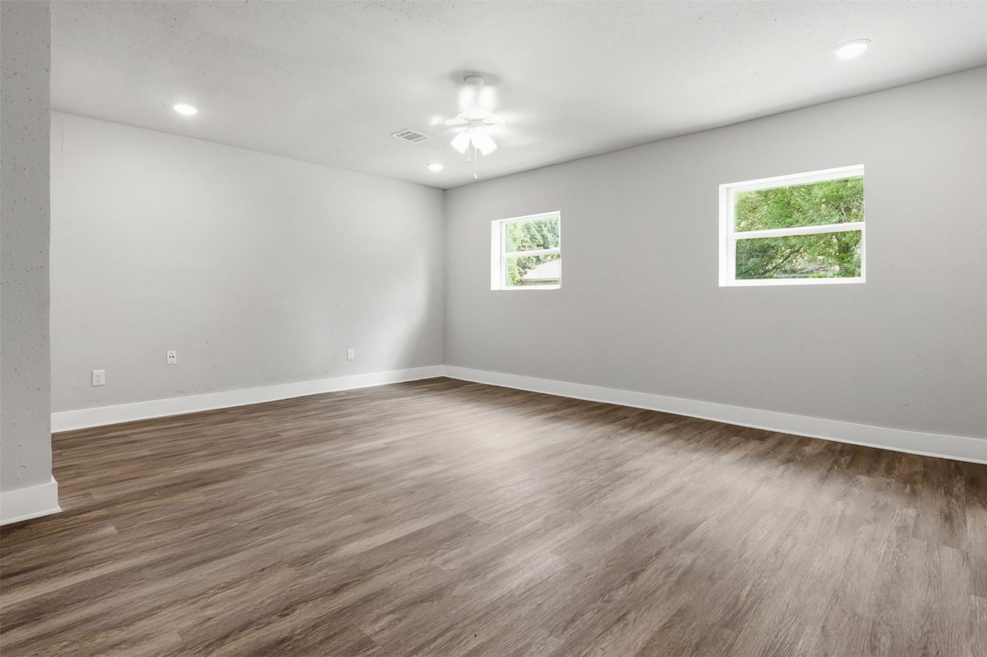 4767 Beechaven St, Houston, TX 77053 4767 Beechaven St, Houston, TX 77053