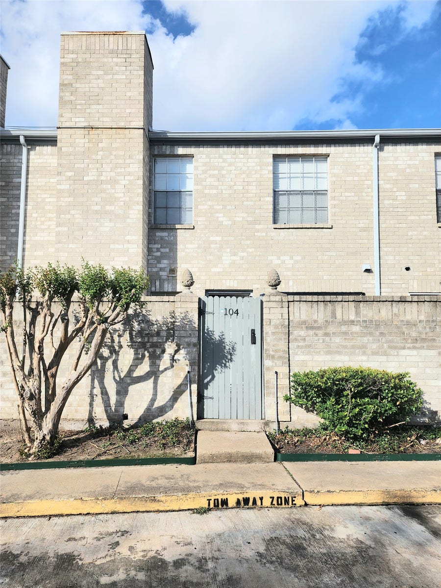 Property photo for 6500 Sands Point Drive, #104, Houston, TX