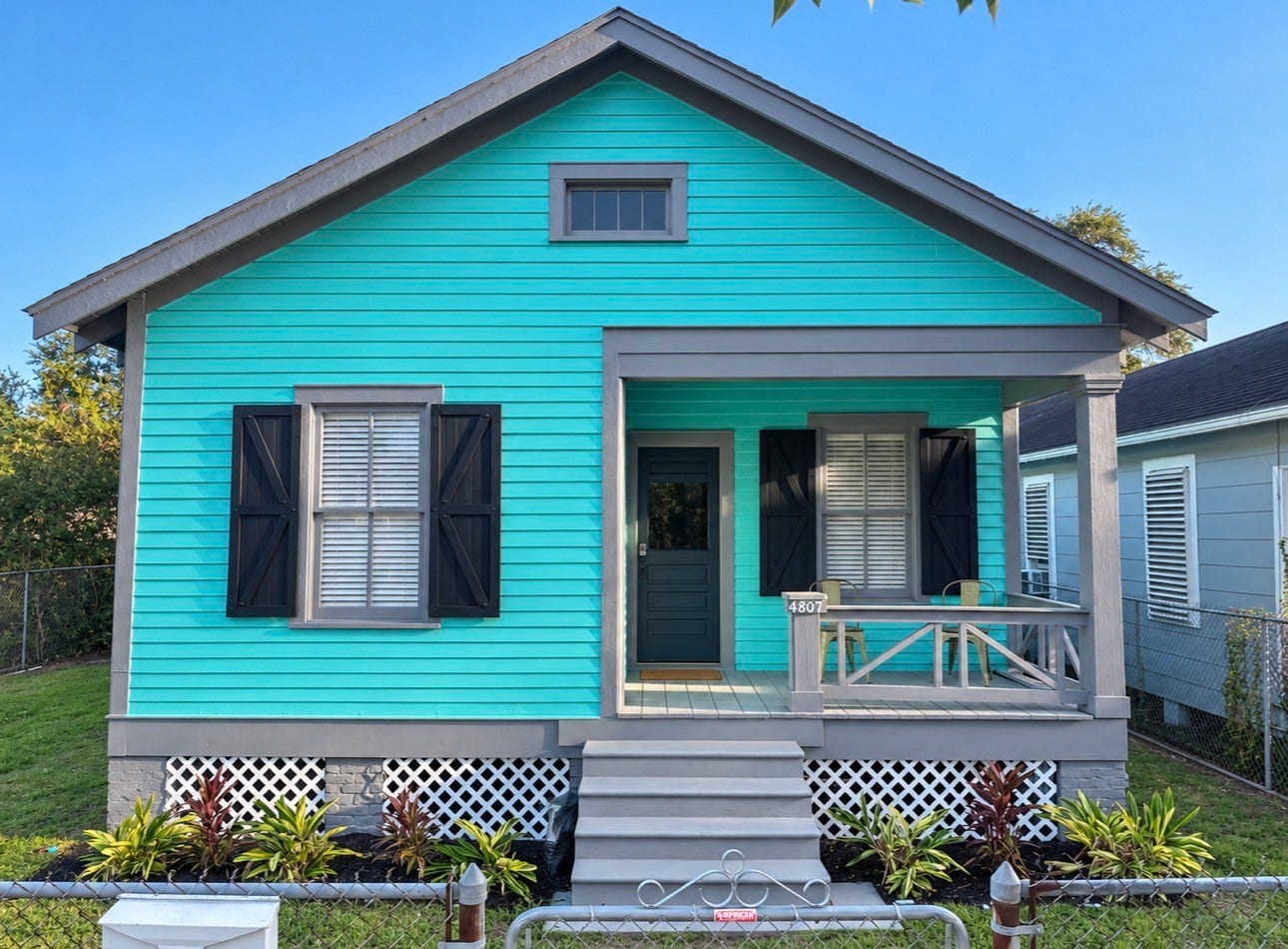 4807 Avenue P 1/2, Galveston, TX 77551 WELCOME HOME!