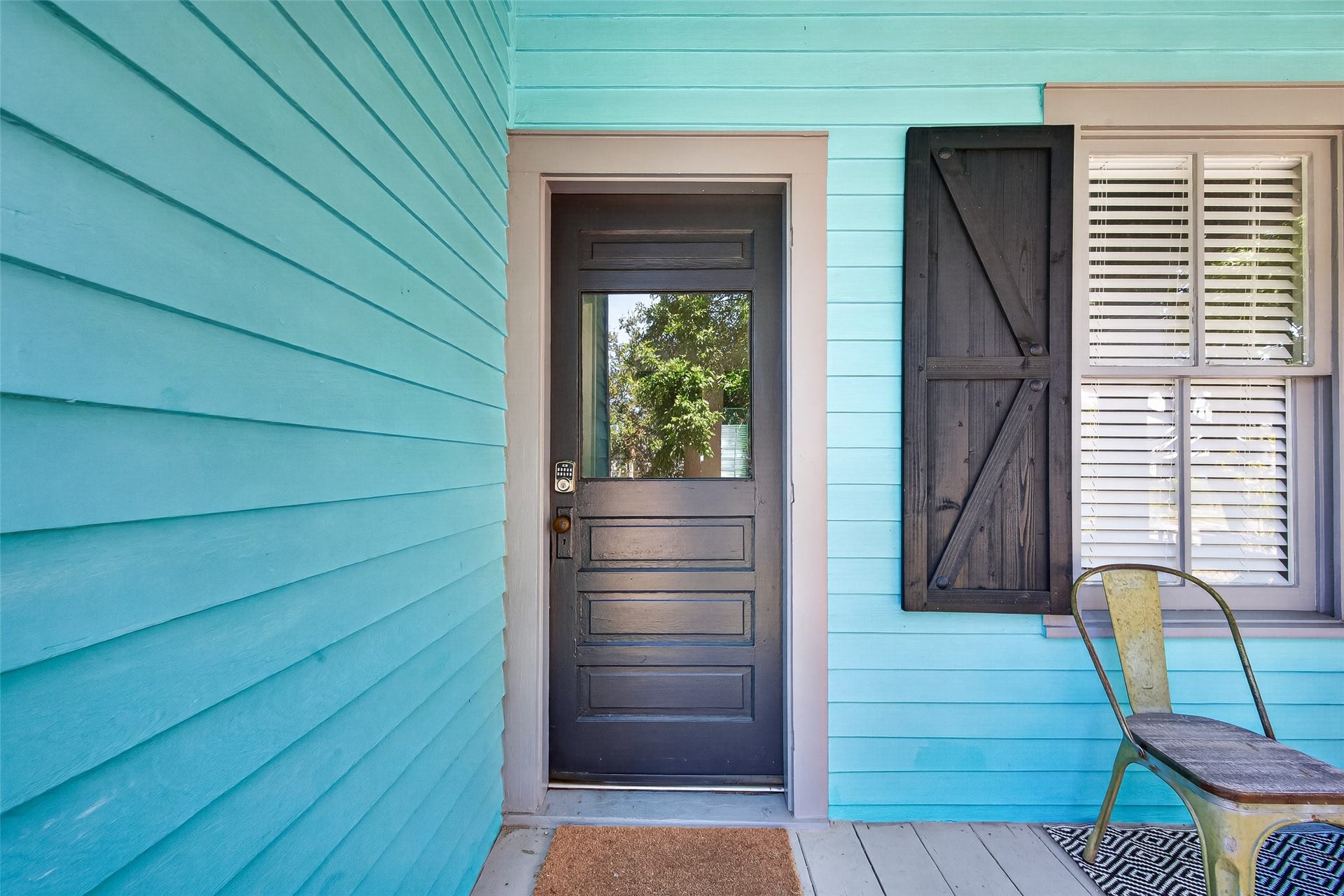 4807 Avenue P 1/2, Galveston, TX 77551 WELCOME HOME!