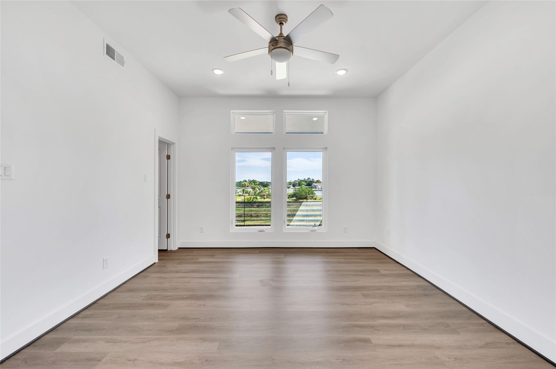 119 Kirby Road, #5208, Taylor Lake Village, TX 77586 119 Kirby Road, #5208, Taylor Lake Village, TX 77586
