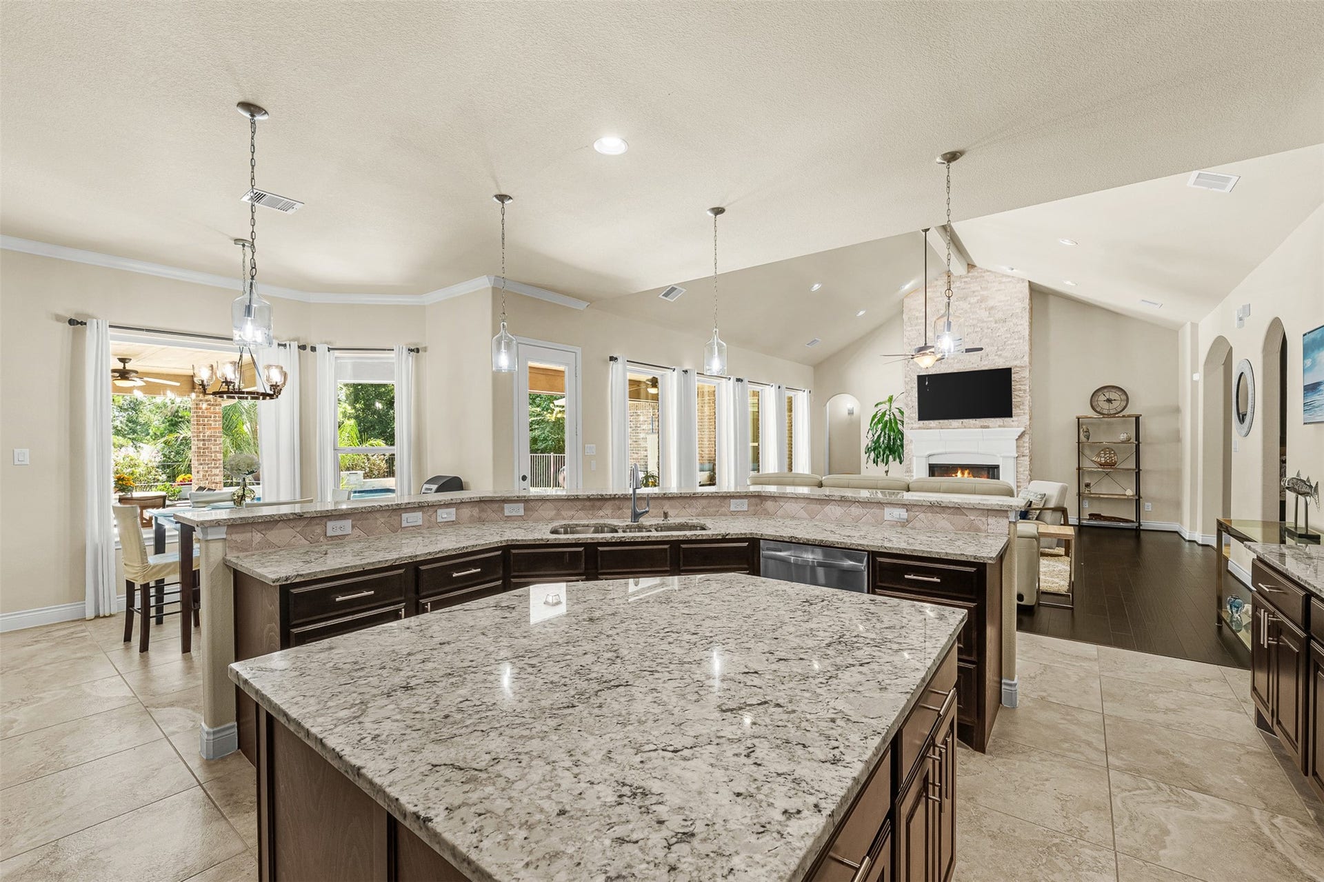 8992 Wind Jammer Lane, Montgomery, TX 77316 8992 Wind Jammer Lane, Montgomery, TX 77316