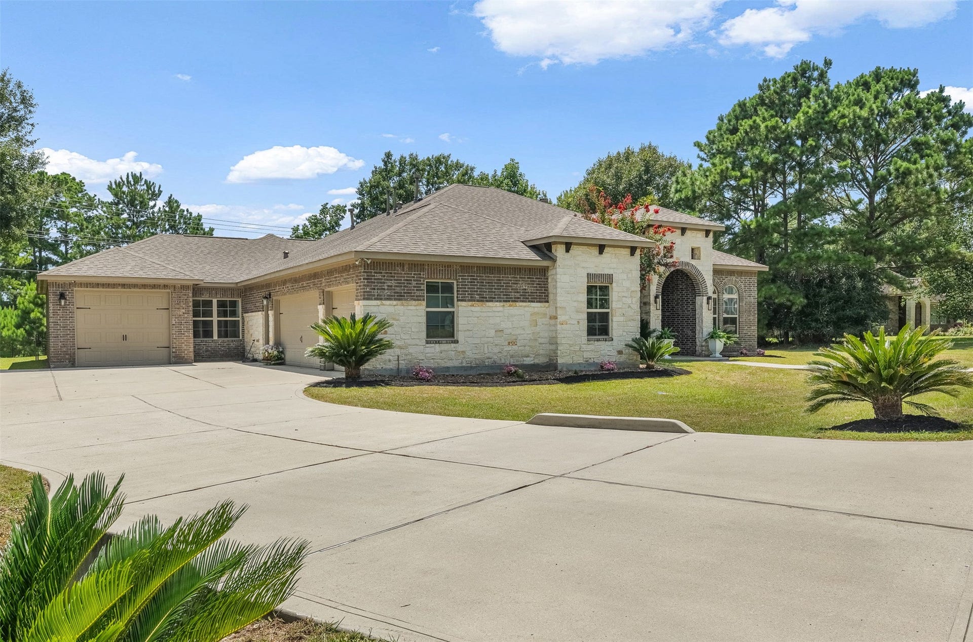 8992 Wind Jammer Lane, Montgomery, TX 77316 8992 Wind Jammer Lane, Montgomery, TX 77316
