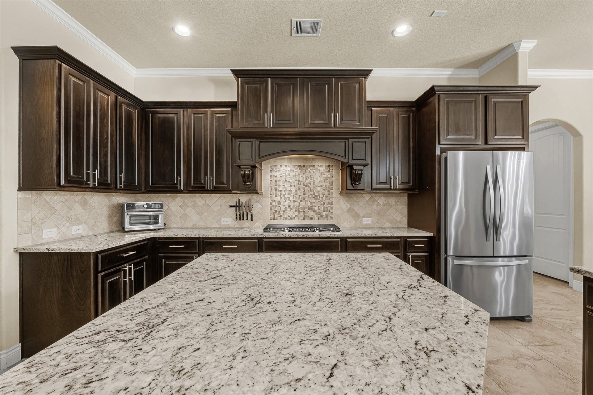 8992 Wind Jammer Lane, Montgomery, TX 77316 8992 Wind Jammer Lane, Montgomery, TX 77316
