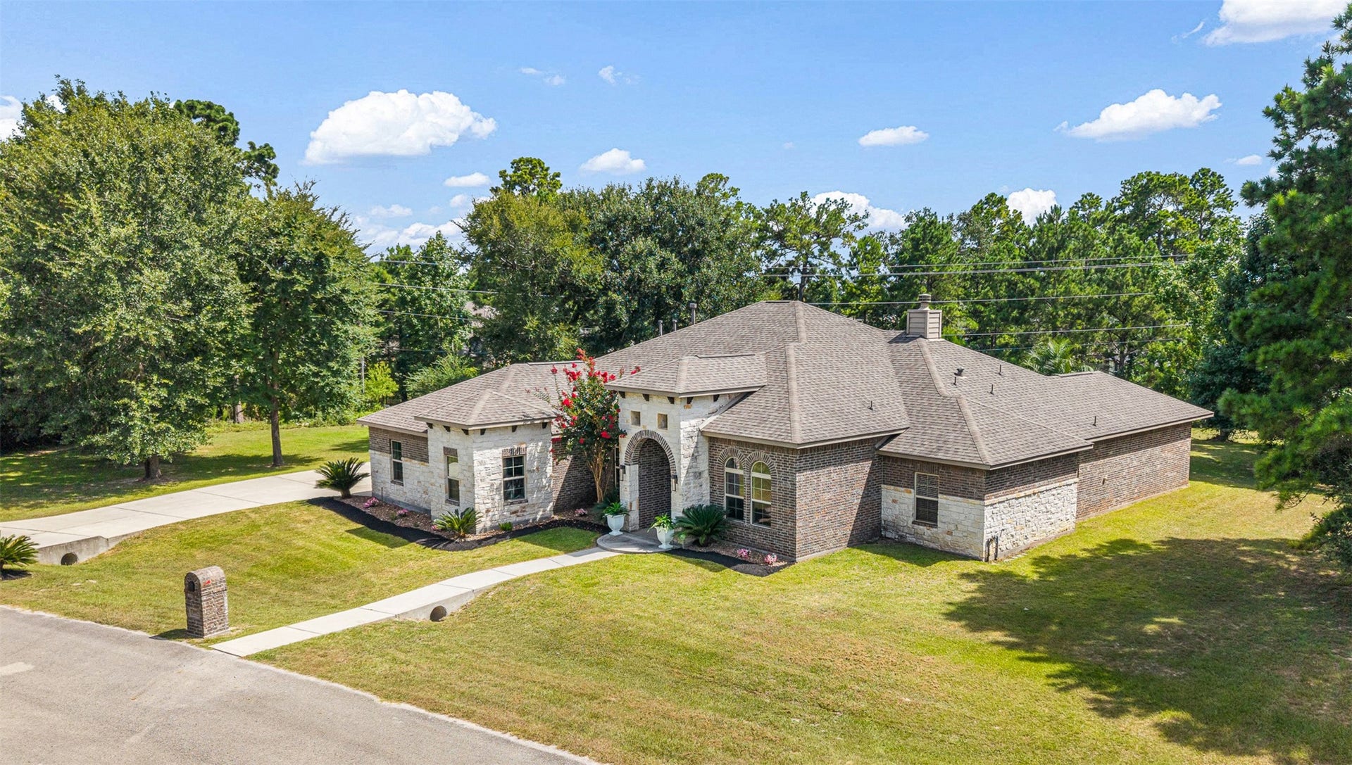 8992 Wind Jammer Lane, Montgomery, TX 77316 8992 Wind Jammer Lane, Montgomery, TX 77316