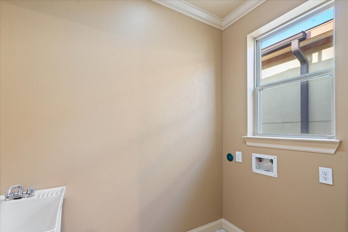 1518 Amundsen Street, Houston, TX 77009 1518 Amundsen Street, Houston, TX 77009